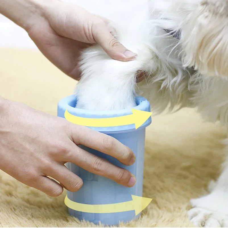 Gobelet nettoyant pour pattes de chien et chat – Après promenade